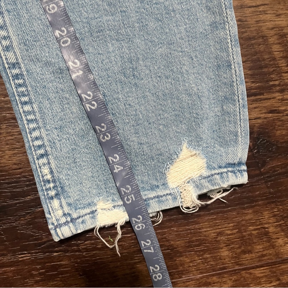 Mother Denim the Tomcat distressed lighter wash “the confession” jeans 27 - Picture 11 of 13